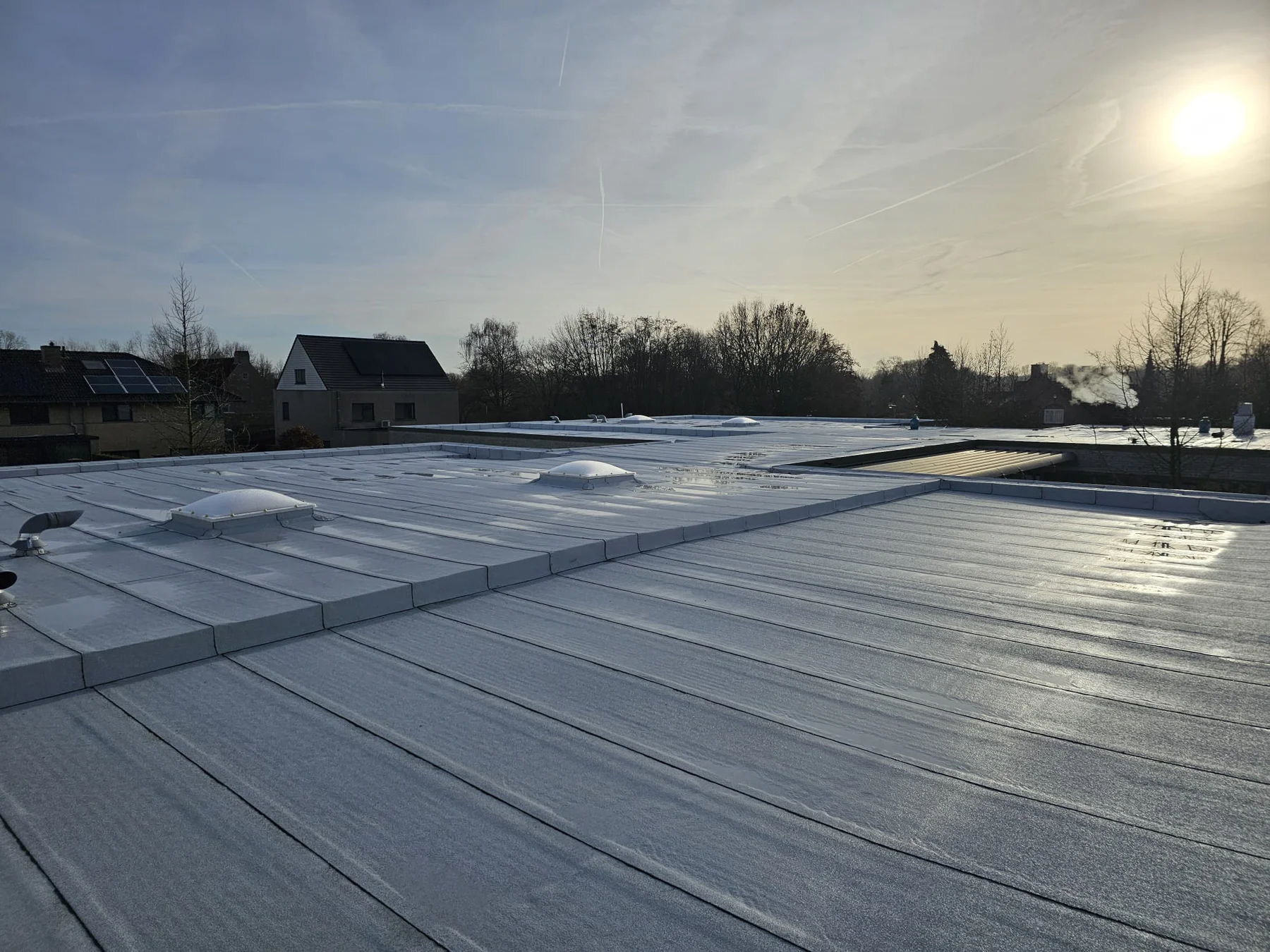 Plat dak installatie met EPDM rubber - dakwerker Gent
